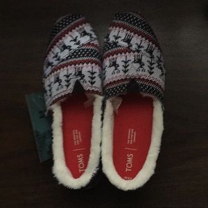 Toms flats with soft fuzzy lining size 8.5